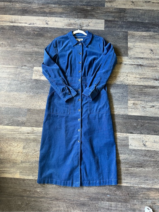 Boden Dresses & Skirts - Boden Navy Button-Front Long Sleeve Midi Dress